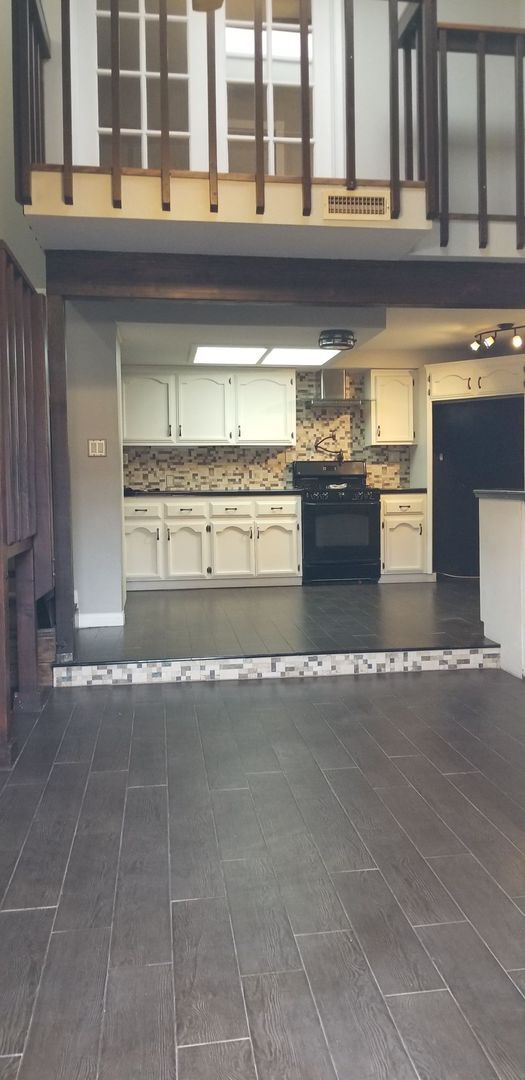 2316 Gosford Rd in Bakersfield, CA - Building Photo - Building Photo