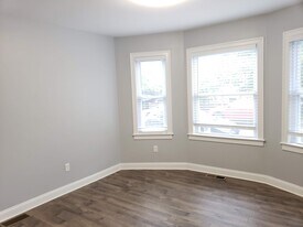 119 W Adams St, Unit 119 in Somerville, MA - Building Photo