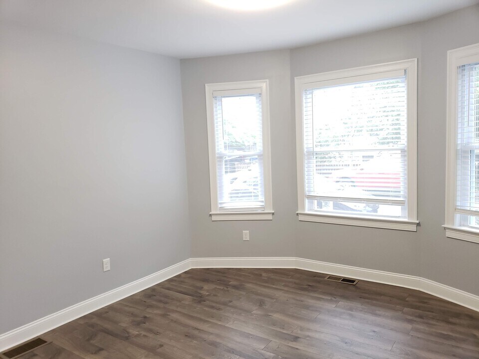 119 W Adams St, Unit 119 in Somerville, MA - Building Photo