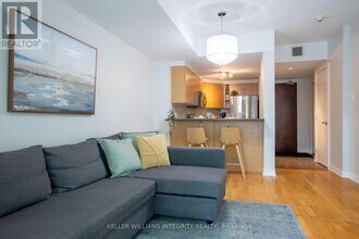 200-200 Rideau St in Ottawa, ON - Building Photo - Building Photo