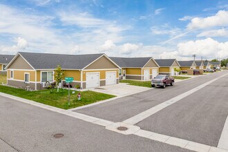 Hoop Dreams in Billings, MT - Foto de edificio - Building Photo