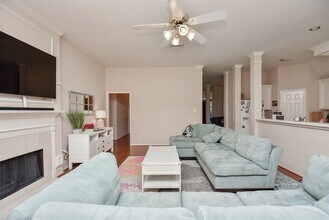3606 Chesapeake Ct in Pearland, TX - Building Photo - Building Photo
