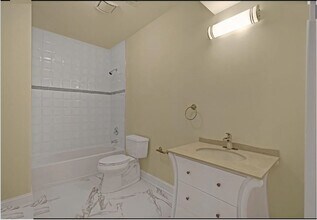12273 Turkey Wing Ct in Reston, VA - Building Photo - Building Photo