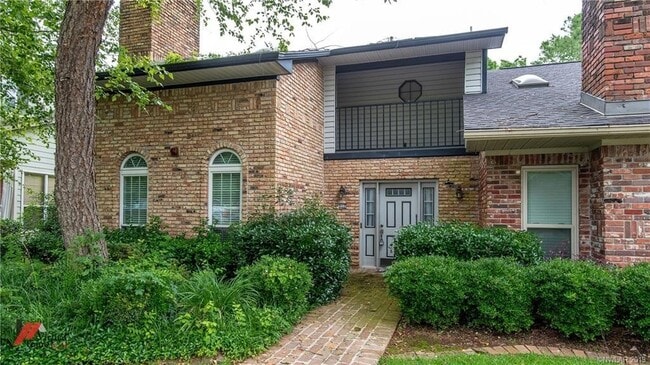 property at 8917 Glenmora Dr