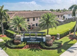 25241 SW 118th Ave in Homestead, FL - Building Photo - Building Photo