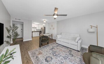 4355 FL-60 in Tampa, FL - Building Photo - Building Photo