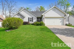 935 Squirrels Nest Ct in St. Charles, MO - Building Photo