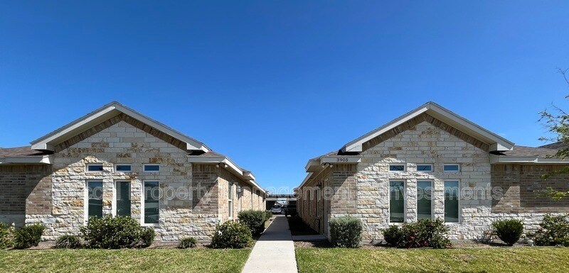 3905 Hawthorne Ave in Edinburg, TX - Building Photo