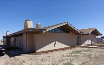 667 E Clarion Dr in Pueblo West, CO - Building Photo - Building Photo