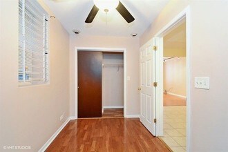 1631 W 18th St-Unit -2 in Chicago, IL - Building Photo - Building Photo