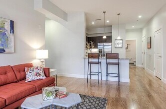 1501 Commonwealth Ave, Unit 311 in Brighton, MA - Building Photo - Building Photo