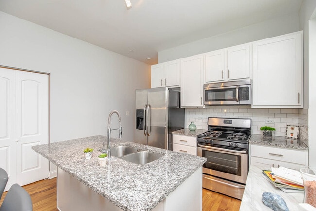 property at 1503 N Talman Ave