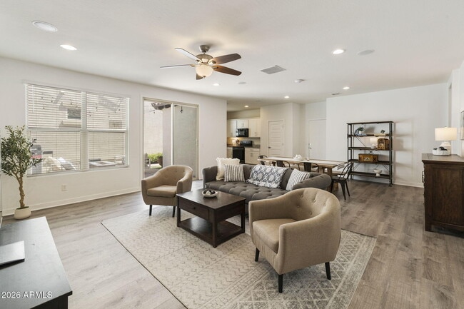 2930 N Raven in Mesa, AZ - Building Photo - Building Photo