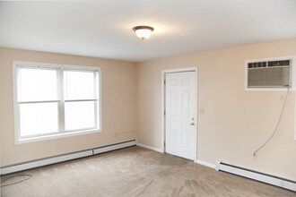 329 Chestnut St in Williamsport, PA - Building Photo - Building Photo
