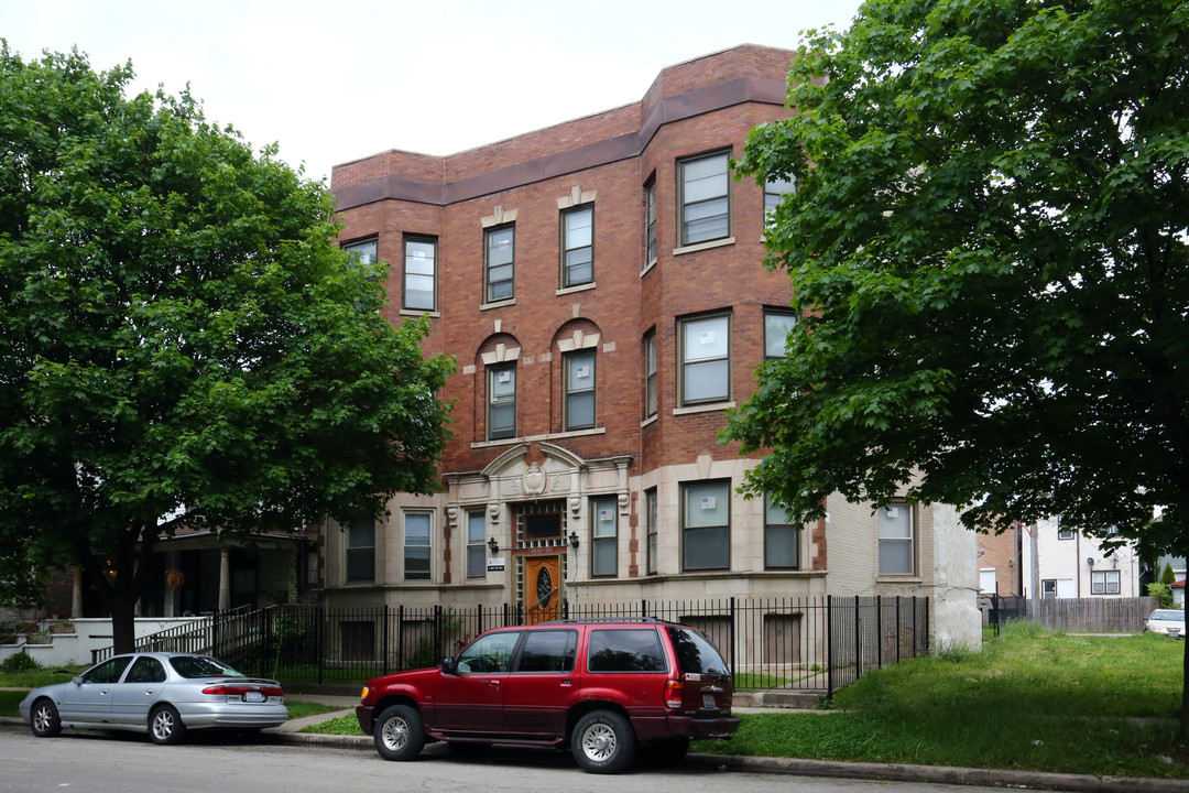 4841 S Langley Ave in Chicago, IL - Building Photo