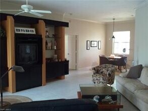 900 Lambiance Cir-Unit -9-205 in Naples, FL - Building Photo - Building Photo