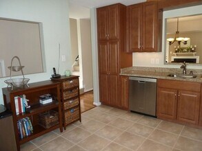 63 Kinsman View Cir in Silver Spring, MD - Building Photo - Building Photo