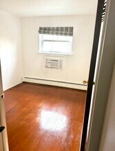 24 Sunset Ave in Bayonne, NJ - Building Photo - Building Photo