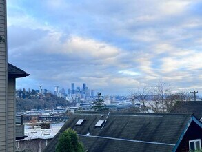 2012 Thorndyke Ave W in Seattle, WA - Building Photo - Building Photo