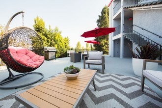 Cinnamon Apartments in Hayward, CA - Building Photo - Building Photo