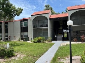 3203 S Beneva Rd in Sarasota, FL - Building Photo