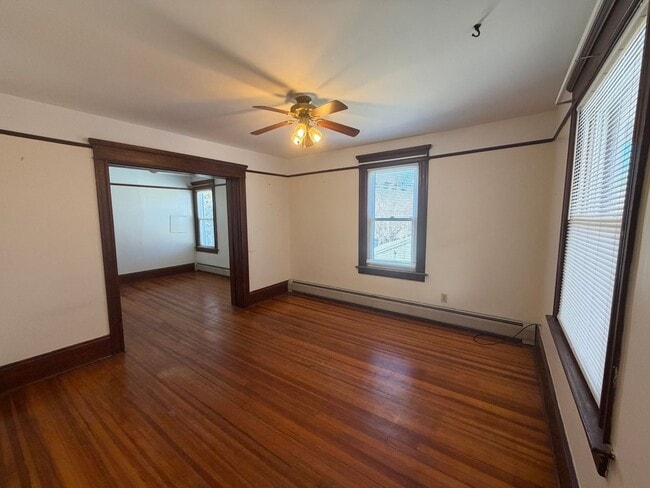 property at 14 Richmond Ln