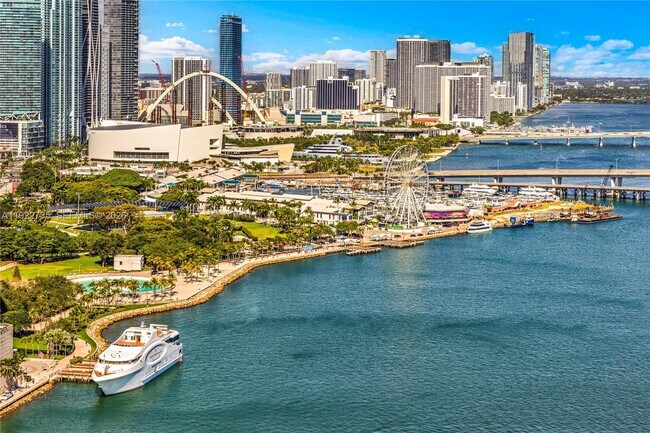 property at 808 Brickell Key Dr