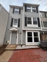 13525 Demetrias Way in Germantown, MD - Building Photo