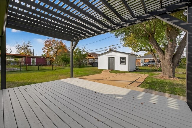 3527 La Retama Dr in Houston, TX - Building Photo - Building Photo