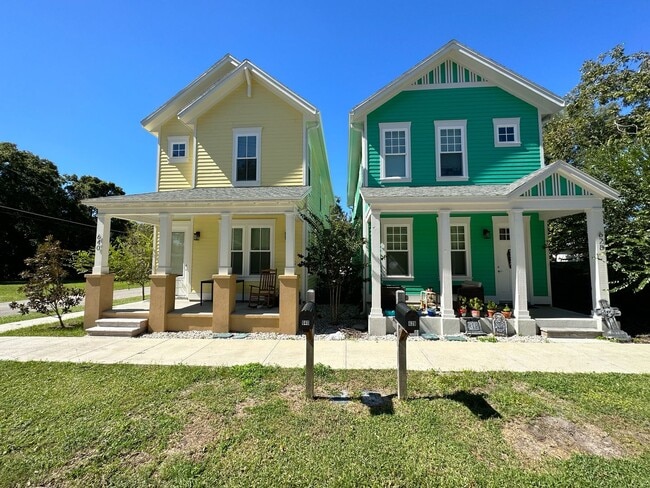 property at 628 SW 5th St