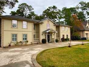 11730 Denise Dr in Houston, TX - Building Photo - Building Photo