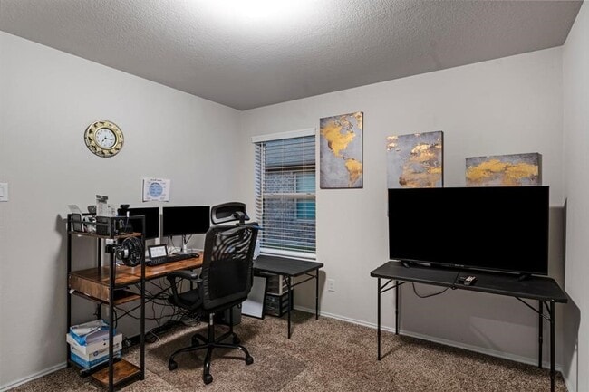 property at 518 Poppy Field Ct