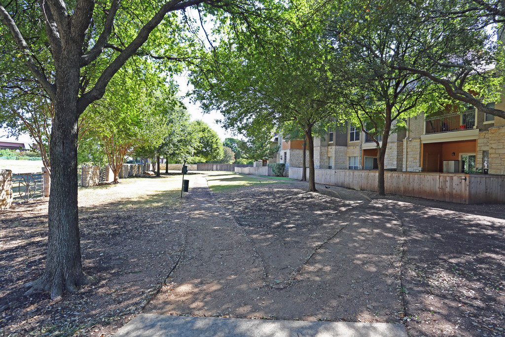 The District on La Frontera Apartments in Austin, TX