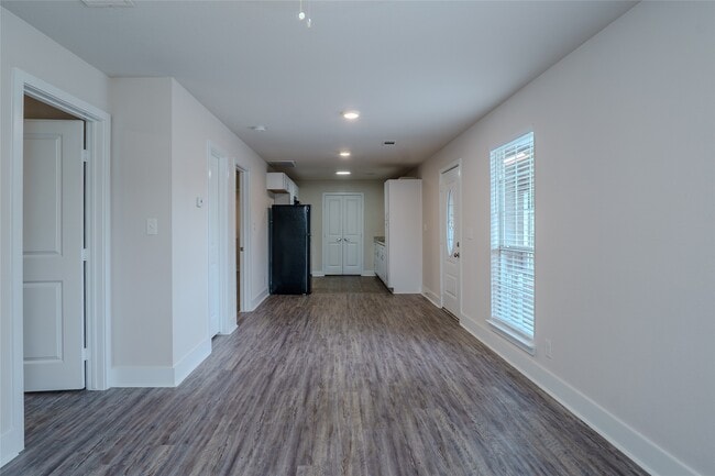 21415 Russell Dr in New Caney, TX - Building Photo - Building Photo