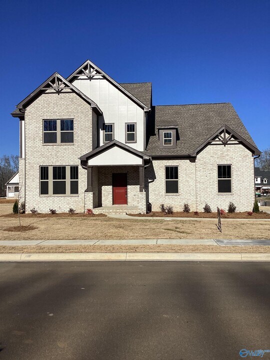 8304 Helen Homes Wy in Huntsville, AL - Building Photo