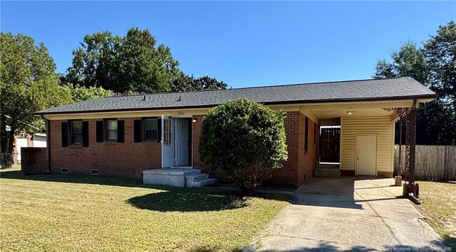 1402 Mack St in Spring Lake, NC - Building Photo - Building Photo