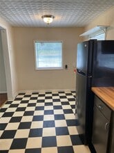 607.5 N Jones St in Baytown, TX - Building Photo - Building Photo