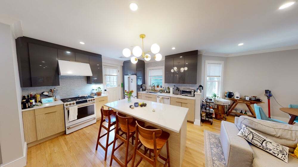 13 Lanark Rd, Unit 3 in Brookline, MA - Building Photo