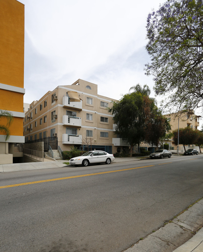 Sun Blind in Los Angeles, CA - Building Photo - Building Photo