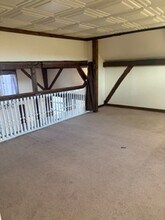 33 N Main St, Unit 33B in Newmarket, NH - Building Photo - Building Photo