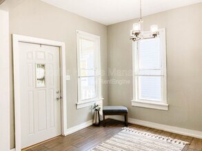 1551 English in Indianapolis, IN - Building Photo - Building Photo