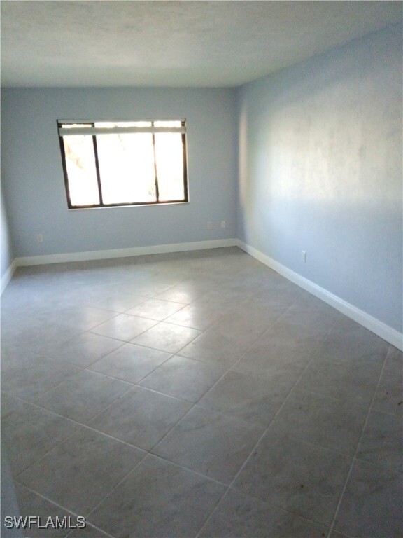 property at 1460 Green Valley Cir