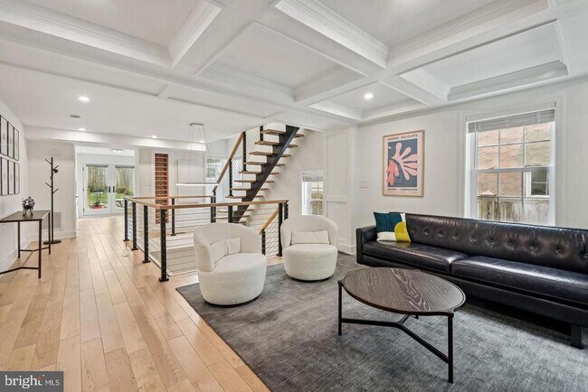 property at 3134 Dumbarton St NW