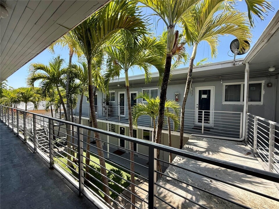 5305 Biscayne Blvd in Miami, FL - Building Photo