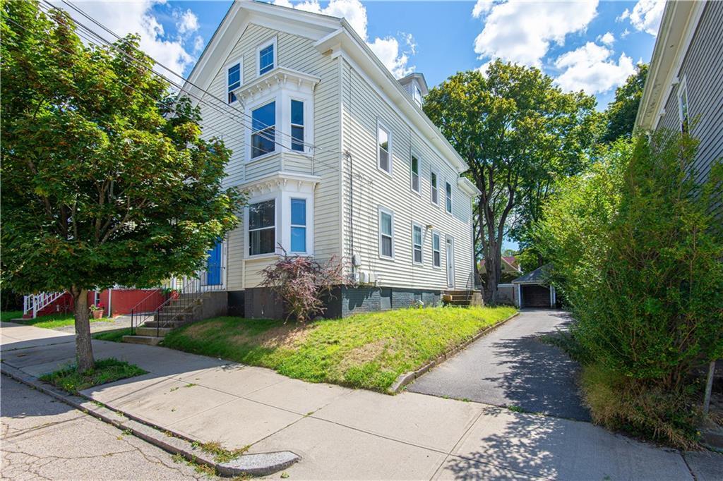 181 Pleasant St in Providence, RI - Building Photo
