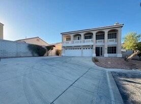9848 Sonora Bend Ave in Las Vegas, NV - Building Photo