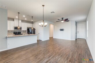 1999 Wind Chime Wy in New Braunfels, TX - Building Photo - Building Photo