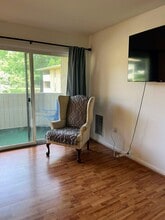 5260 Crossbow Cir in Cave Spring, VA - Building Photo - Building Photo