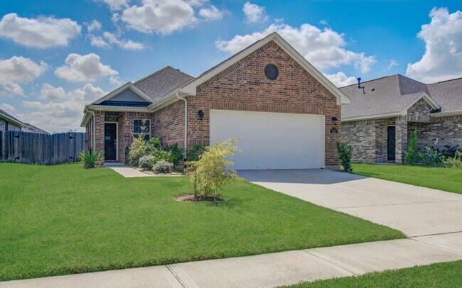7427 French Quarter Ct in Fulshear, TX - Building Photo - Building Photo