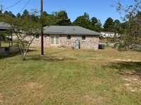 1944 Glenn Rd in Gaston, SC - Foto de edificio - Building Photo